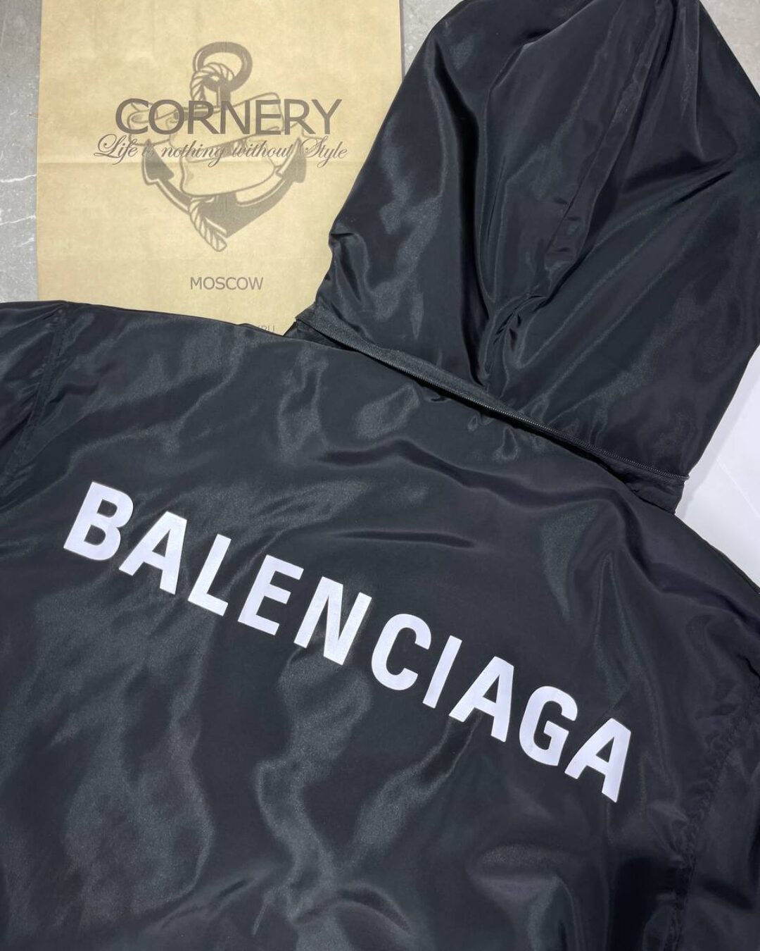 Ветровка Balenciaga — изображение 9