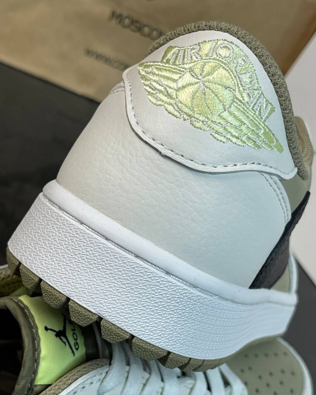 Кеды Travis Scott x Air Jordan 1 Low Golf Neutral Olive S — изображение 7