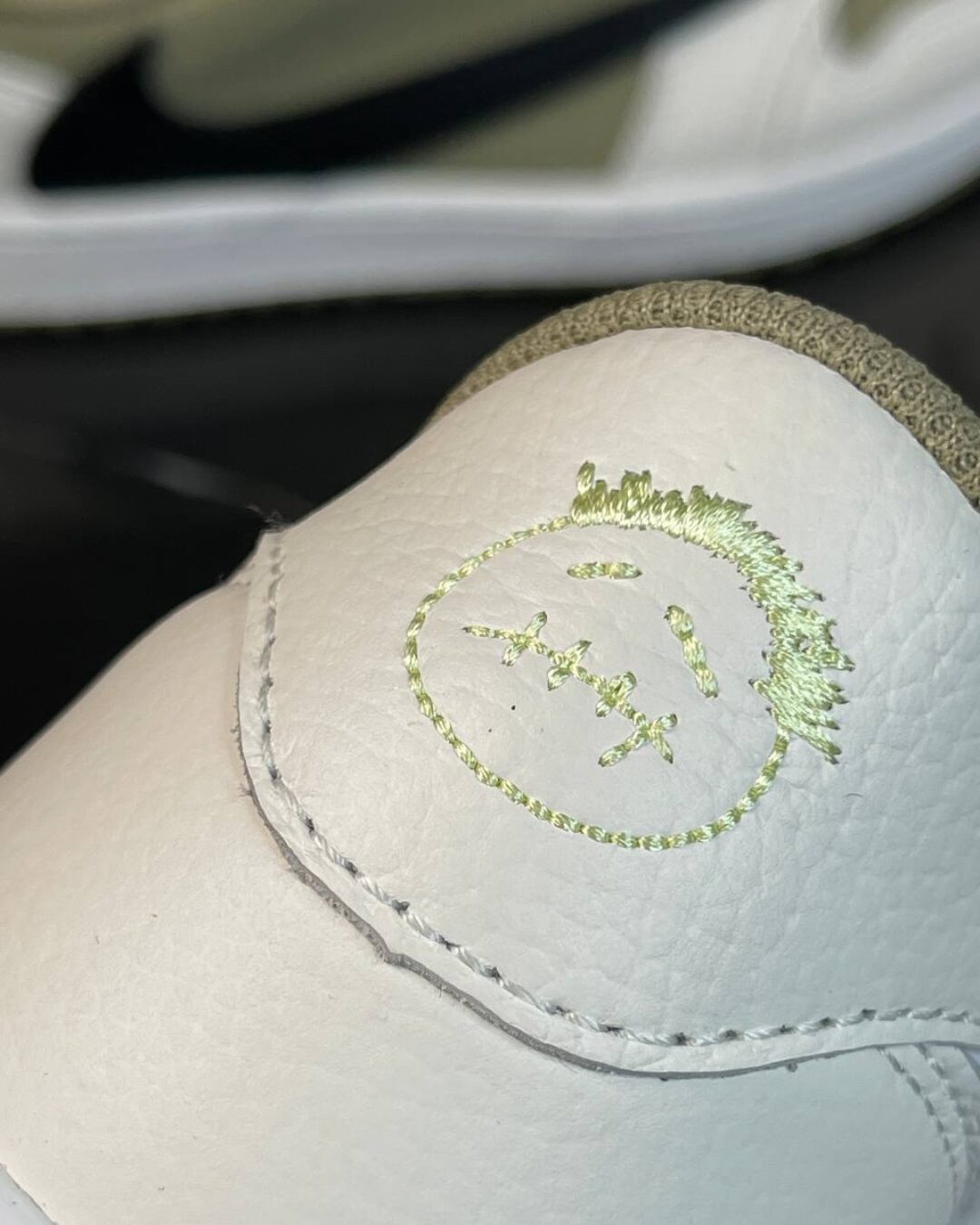Кеды Travis Scott x Air Jordan 1 Low Golf Neutral Olive S — изображение 8