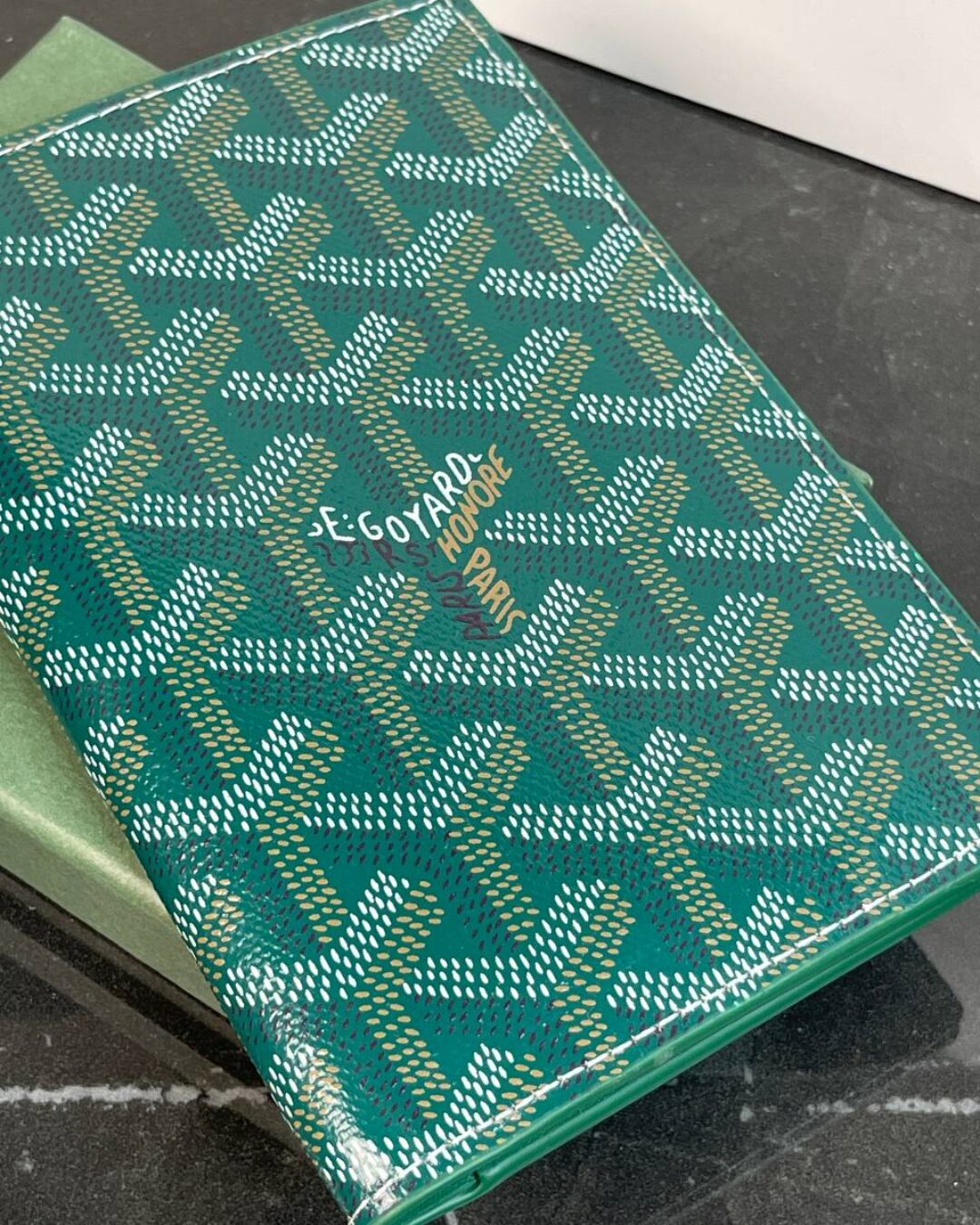 Обложка для паспорта Goyard — изображение 6