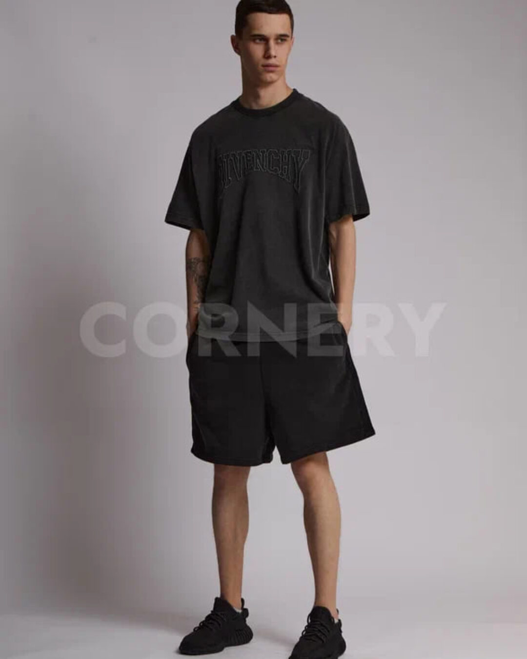 Футболка Givenchy — изображение 7