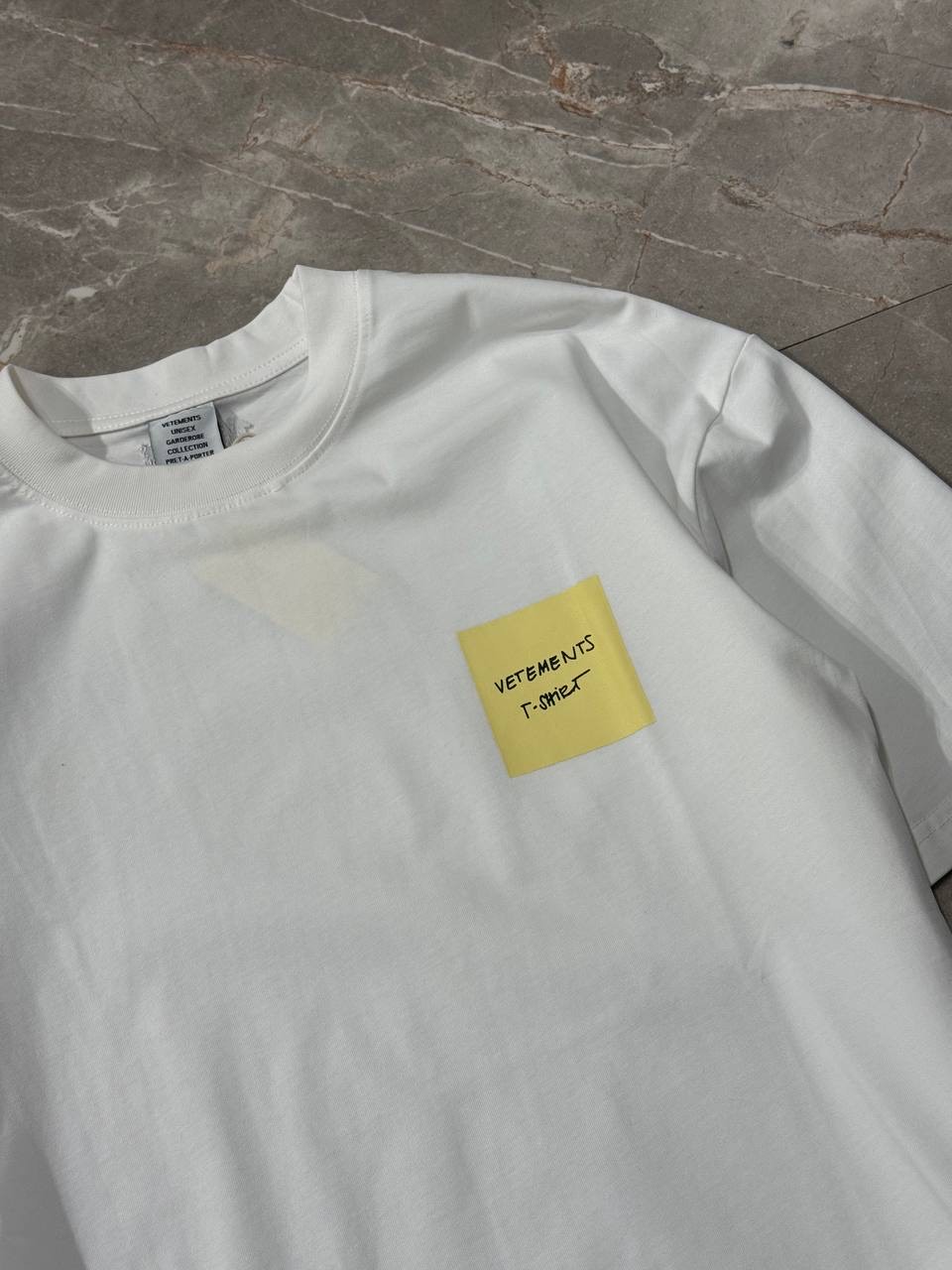 Футболка Vetements Sticker — фото 4