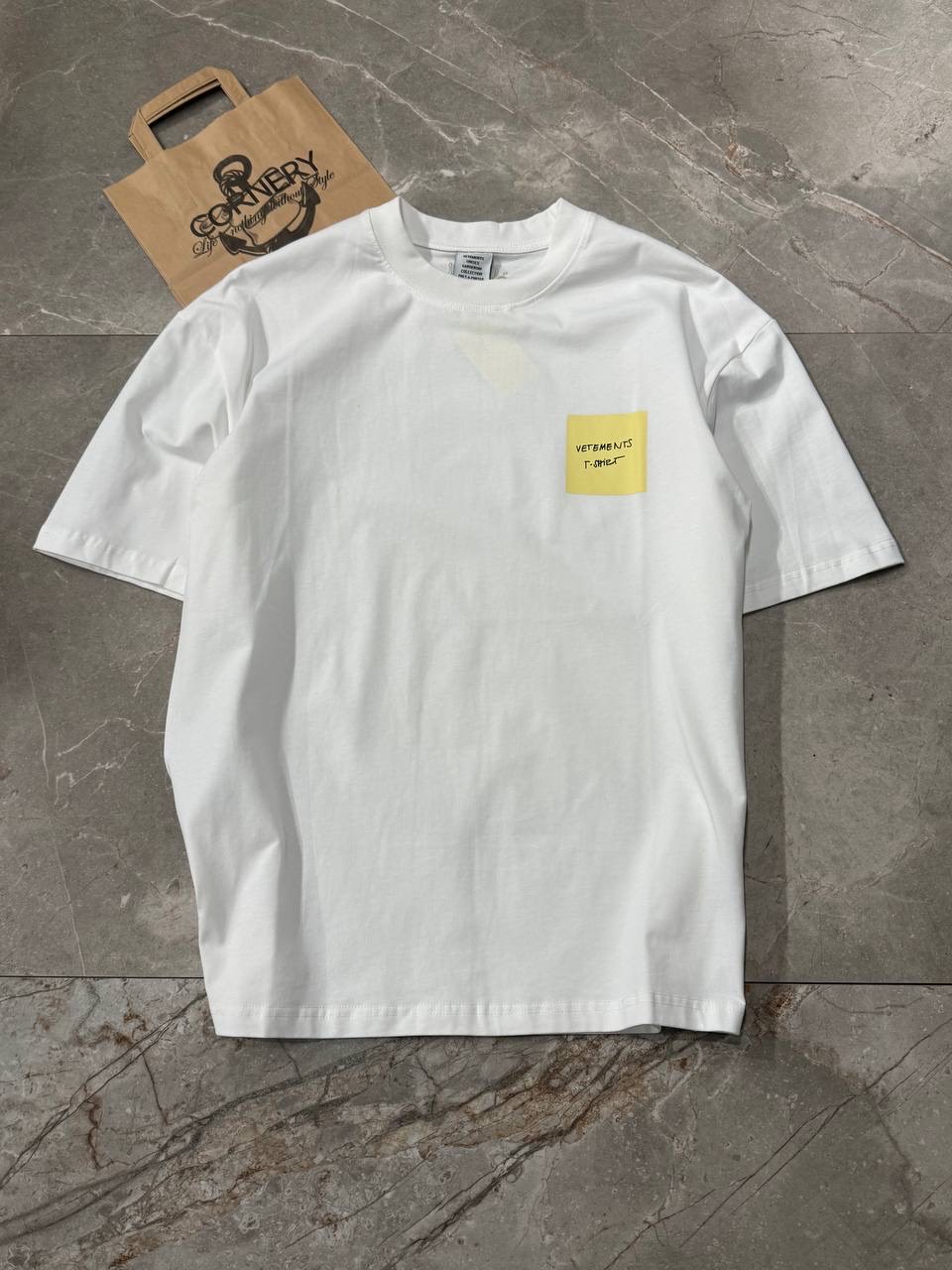 Футболка Vetements Sticker — фото 1