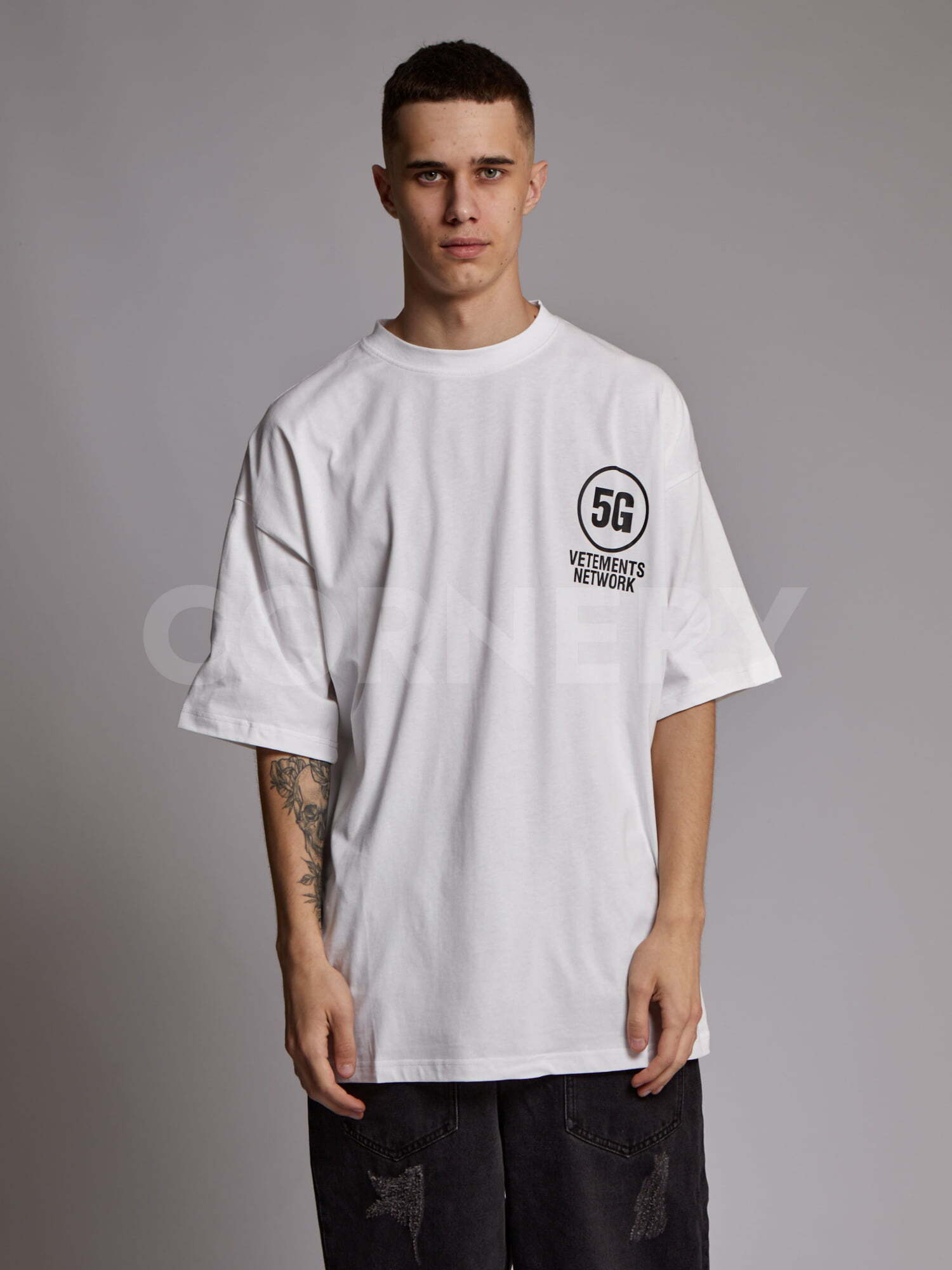 Футболка Vetements Network — фото 1