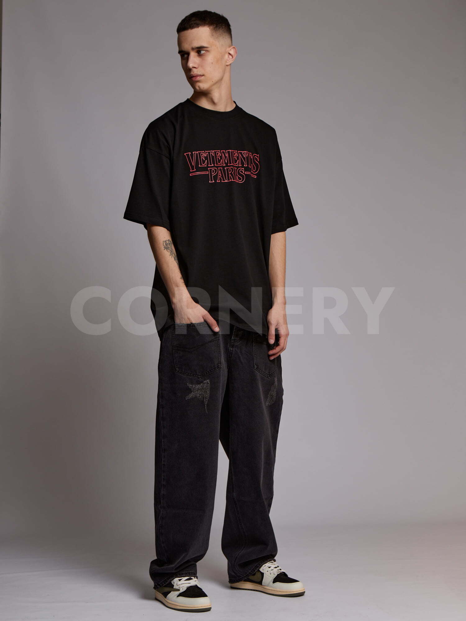 Футболка Vetements Stranger Things — фото 8