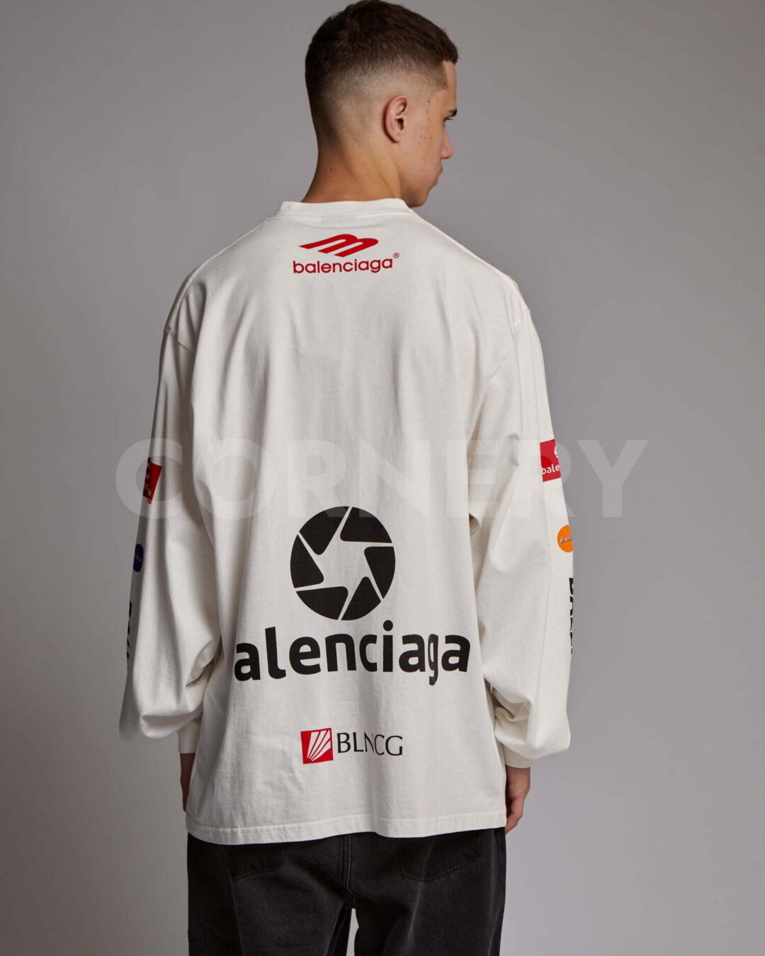 Кофта Balenciaga — изображение 2