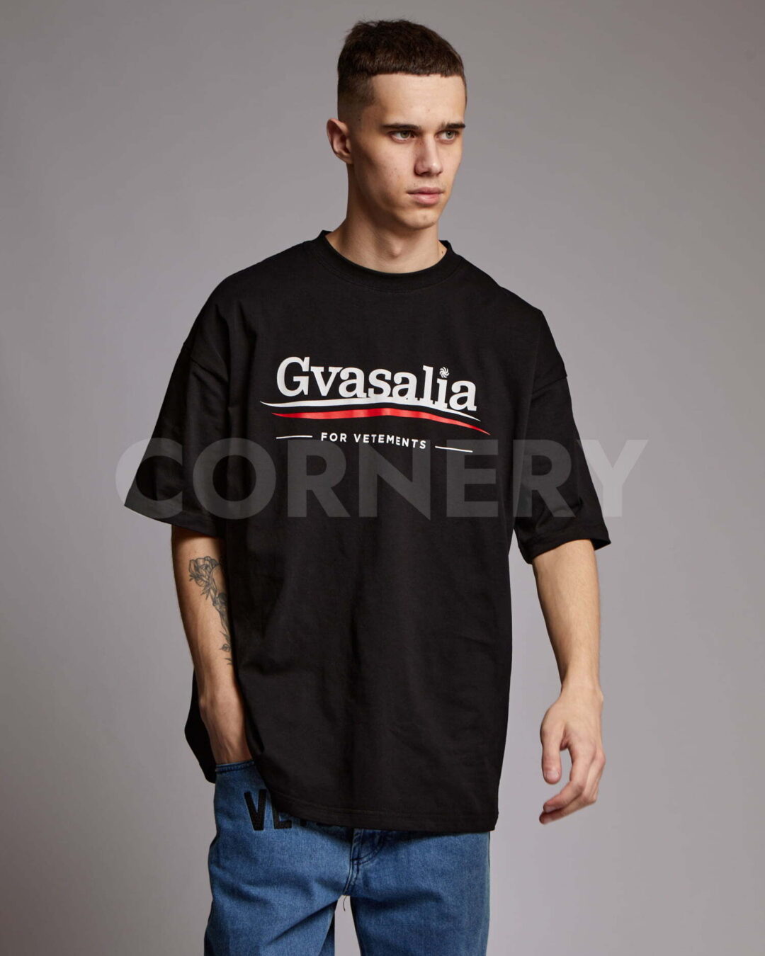 Футболка Vetements Gvasalia — изображение 3