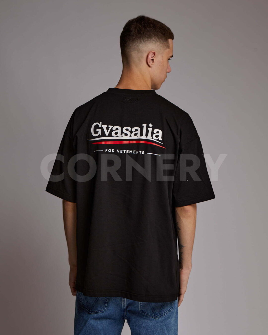 Футболка Vetements Gvasalia — изображение 2