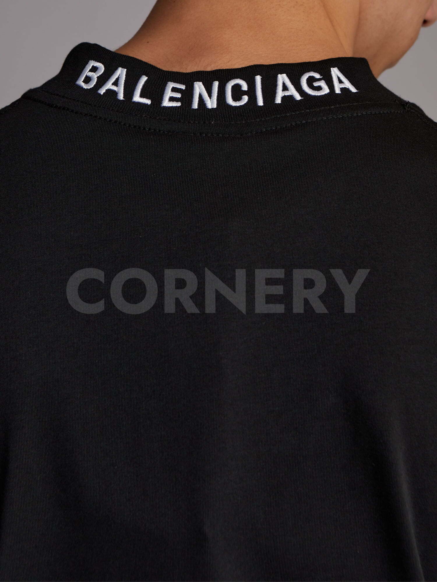 Футболка Balenciaga — фото 10