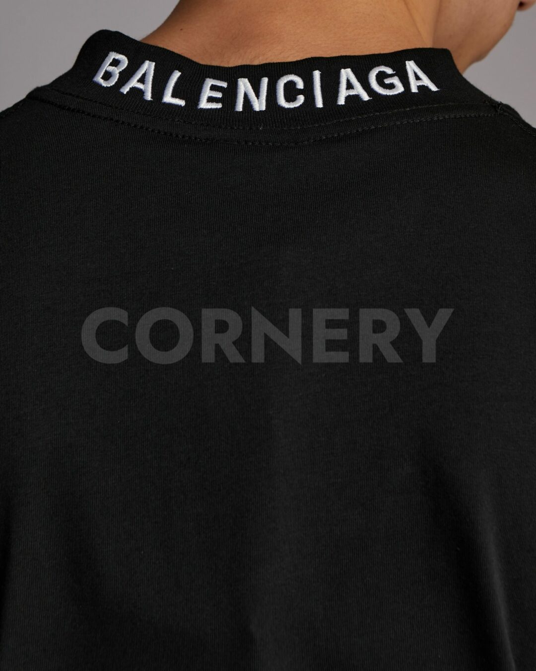 Футболка Balenciaga — изображение 9