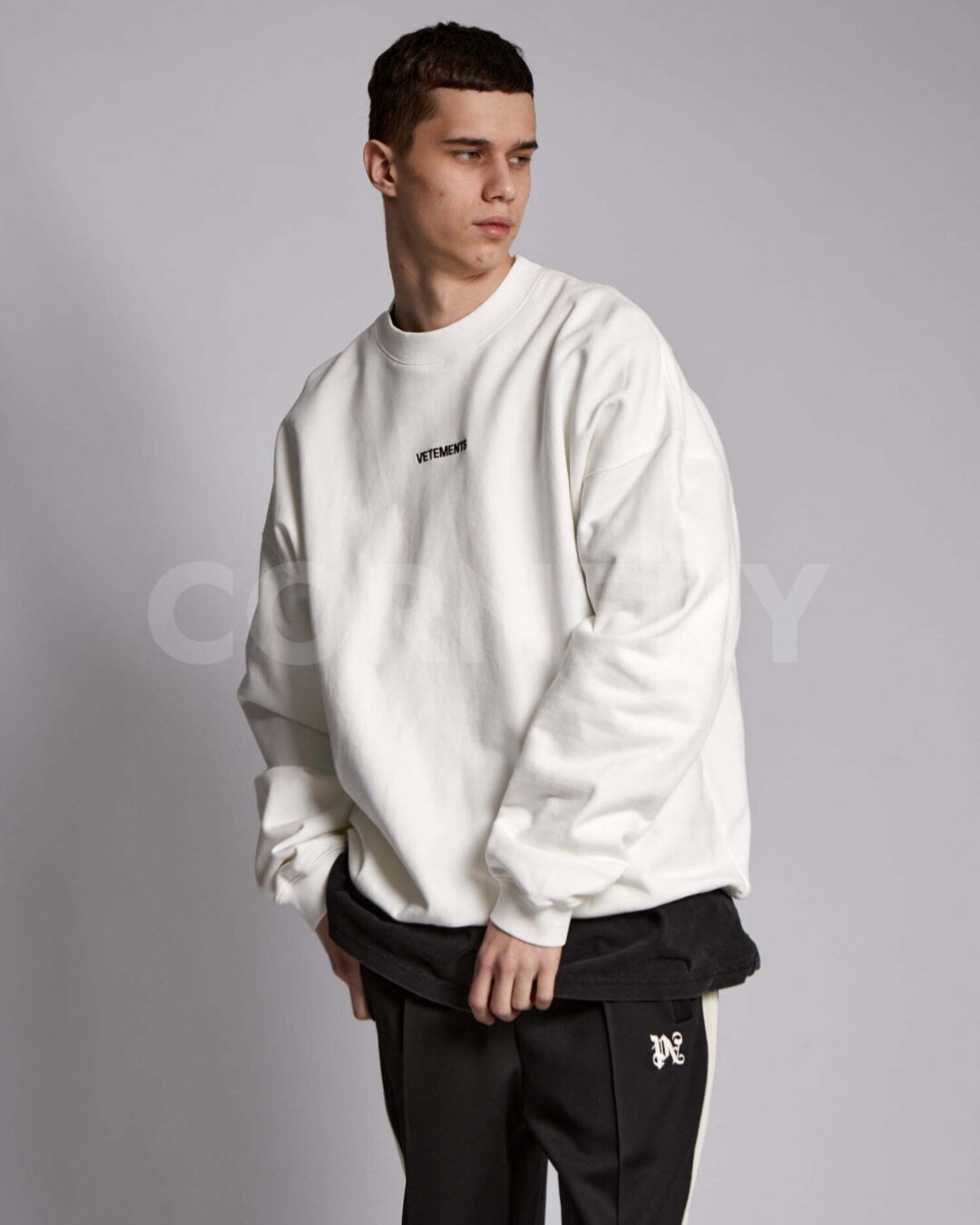 Кофта Vetements — изображение 7