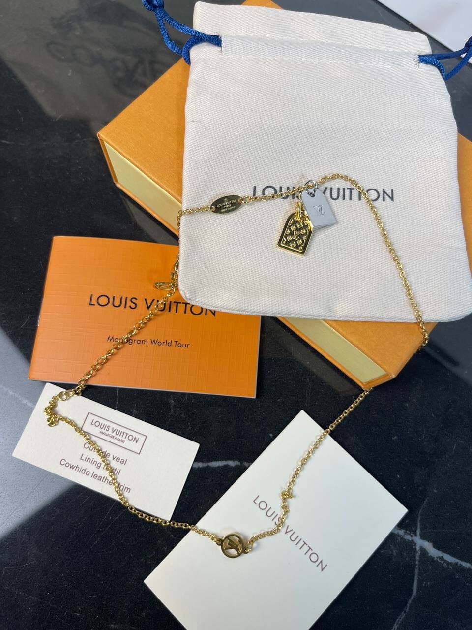 Колье Louis Vuitton