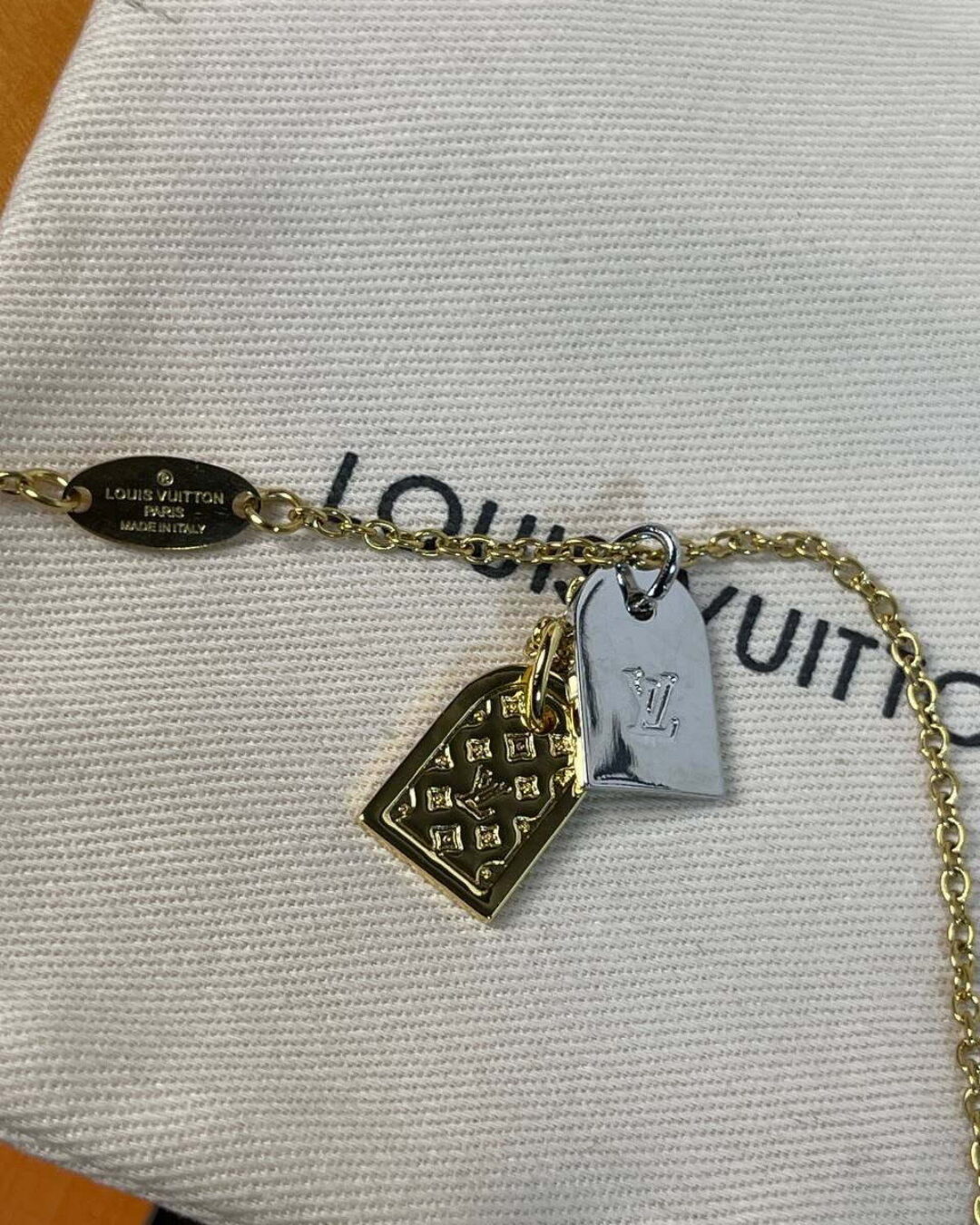 Колье Louis Vuitton — изображение 2