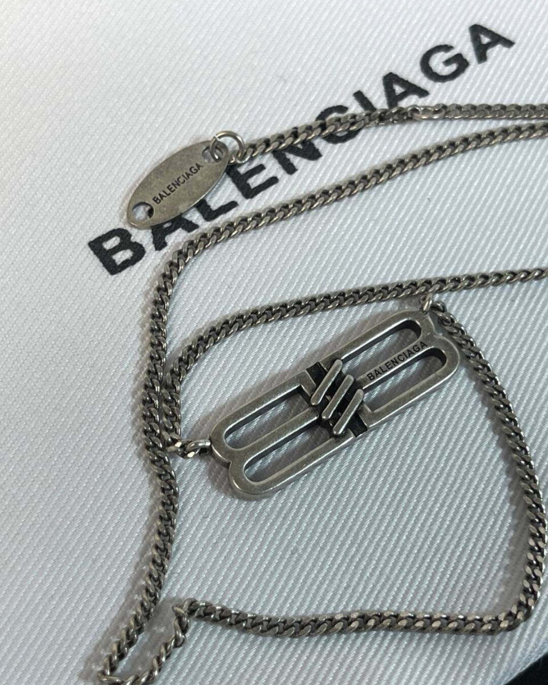 Колье Balenciaga — изображение 6