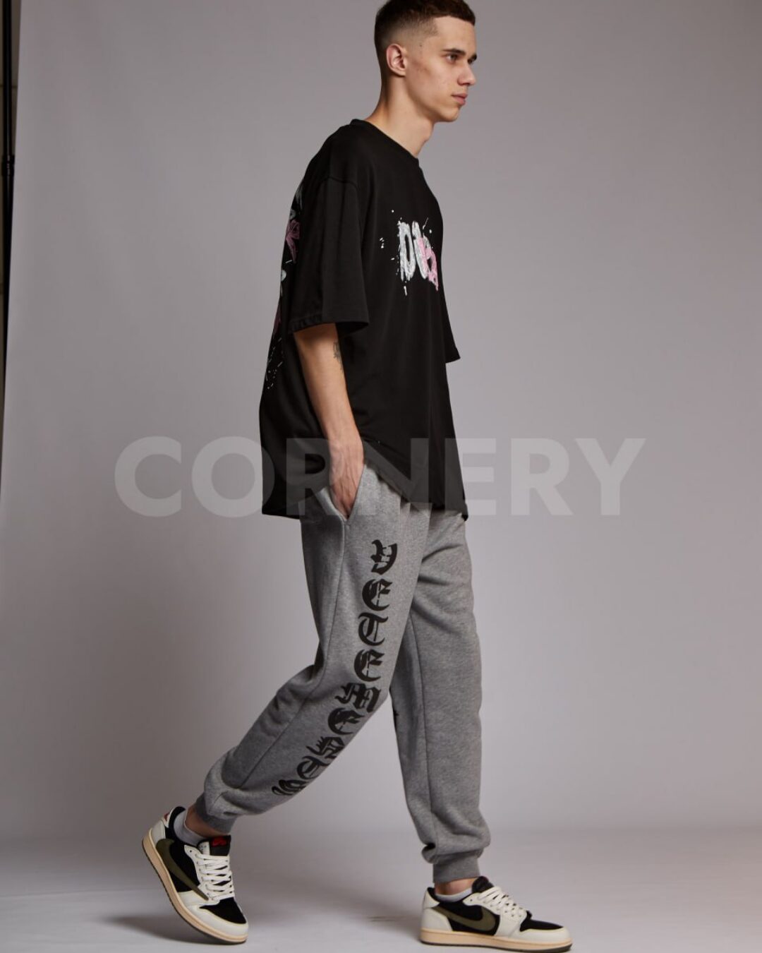 Спортивные штаны Vetements — изображение 6