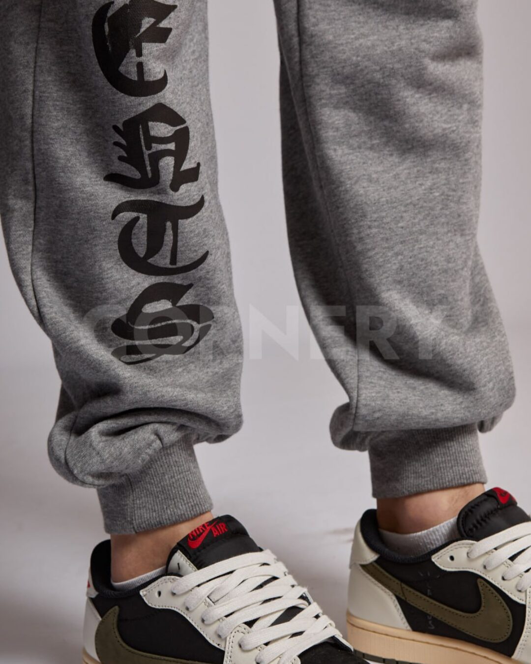 Спортивные штаны Vetements — изображение 10