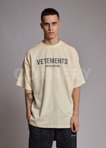 Футболка Vetements Logo