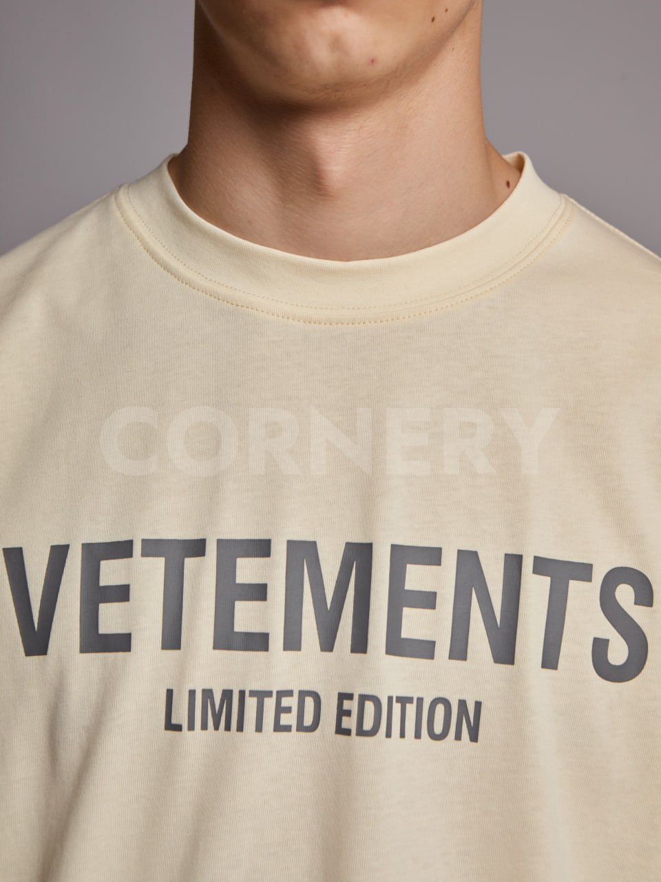 Футболка Vetements Logo — фото 9