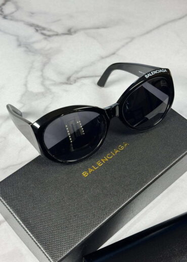 Очки Balenciaga