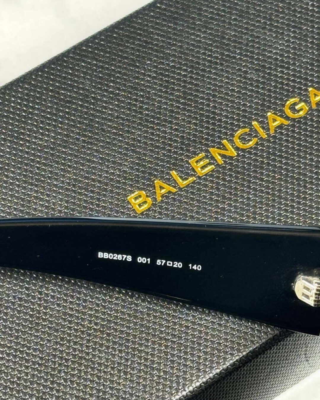 Очки Balenciaga — изображение 7