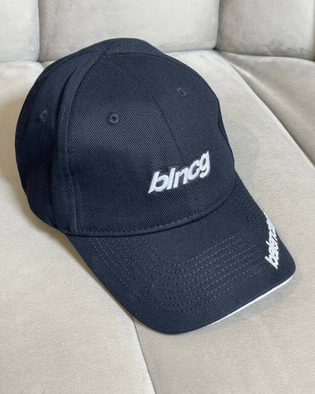 Кепка Balenciaga — изображение 4