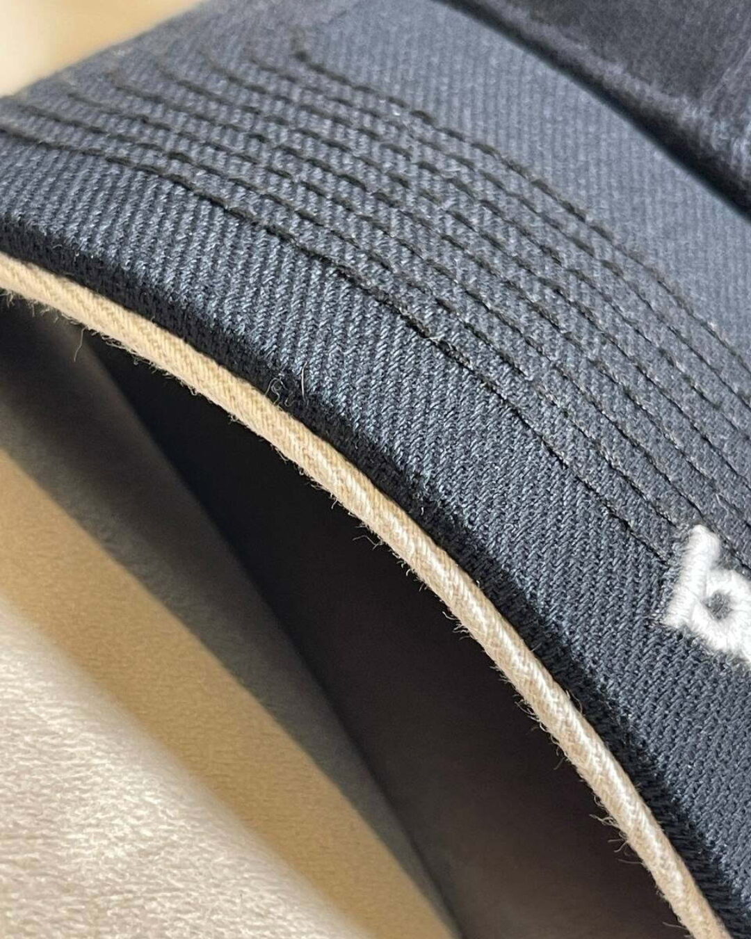 Кепка Balenciaga — изображение 6