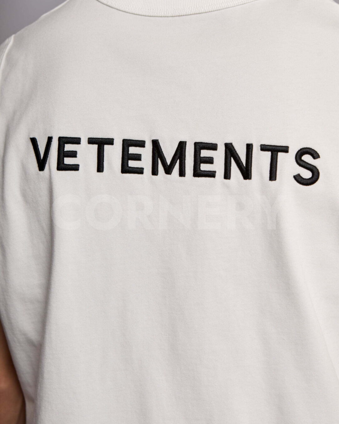 Майка Vetements — изображение 10