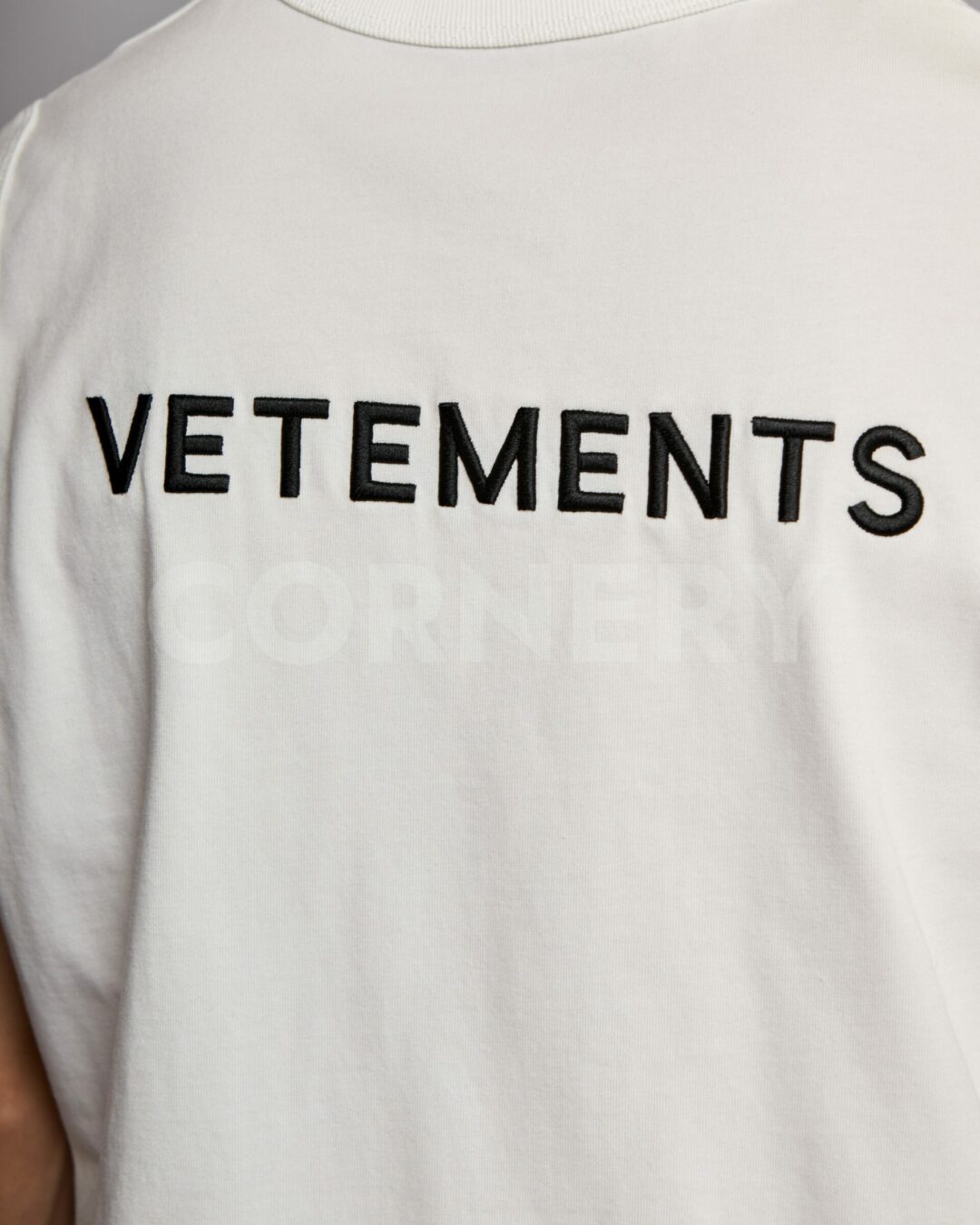 Майка Vetements — изображение 10