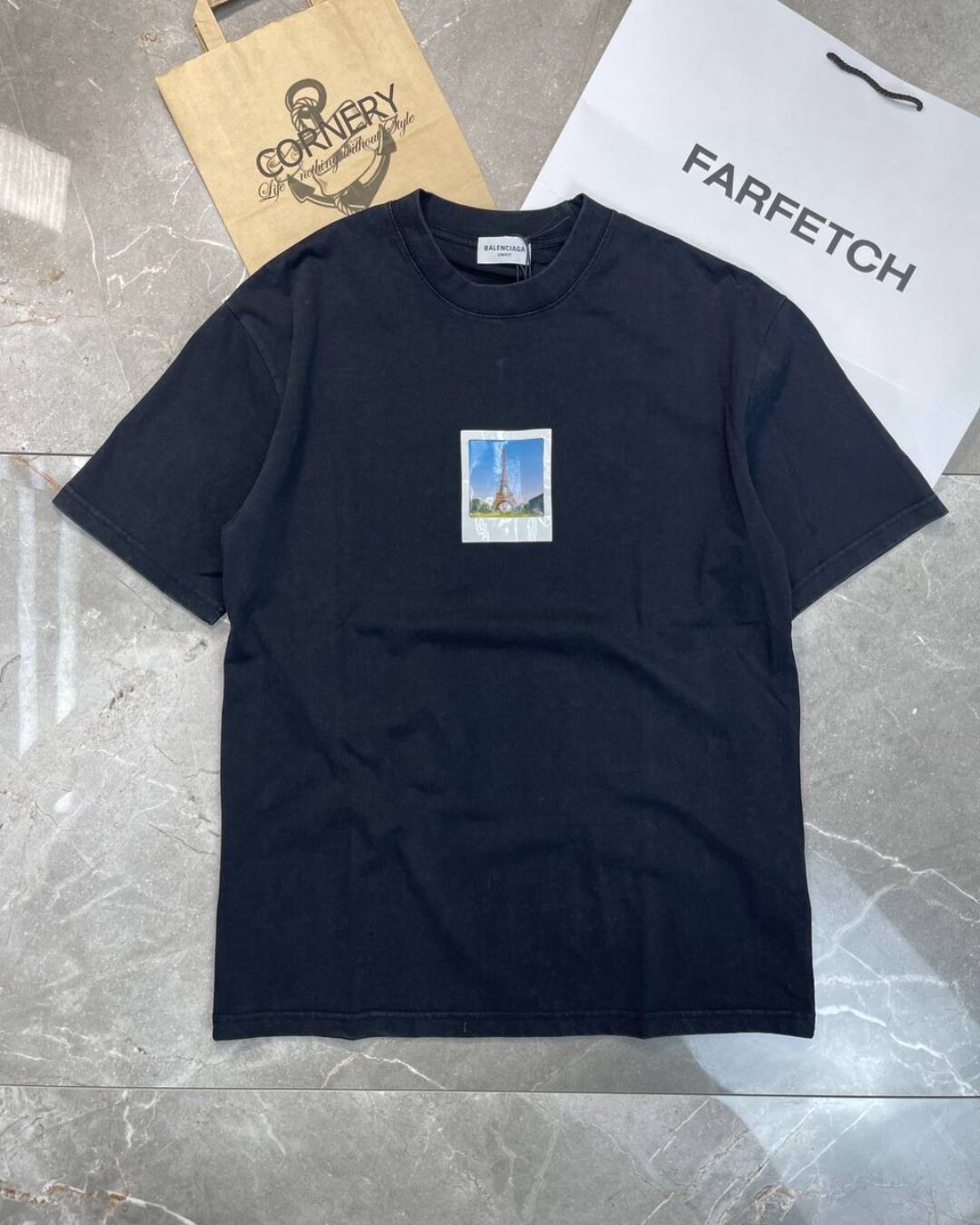 Футболка Balenciaga