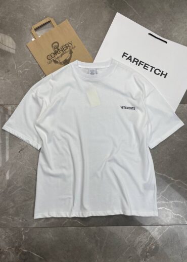 Футболка Vetements Logo