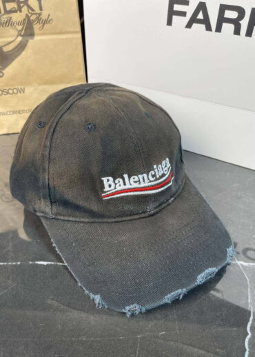 Кепка Balenciaga
