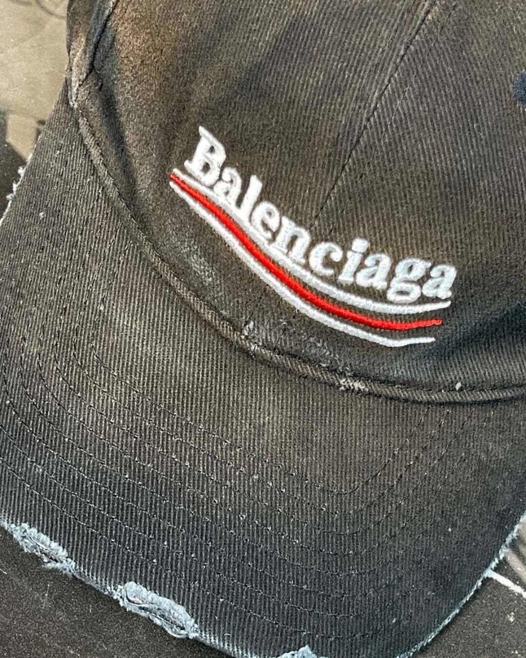 Кепка Balenciaga — изображение 5