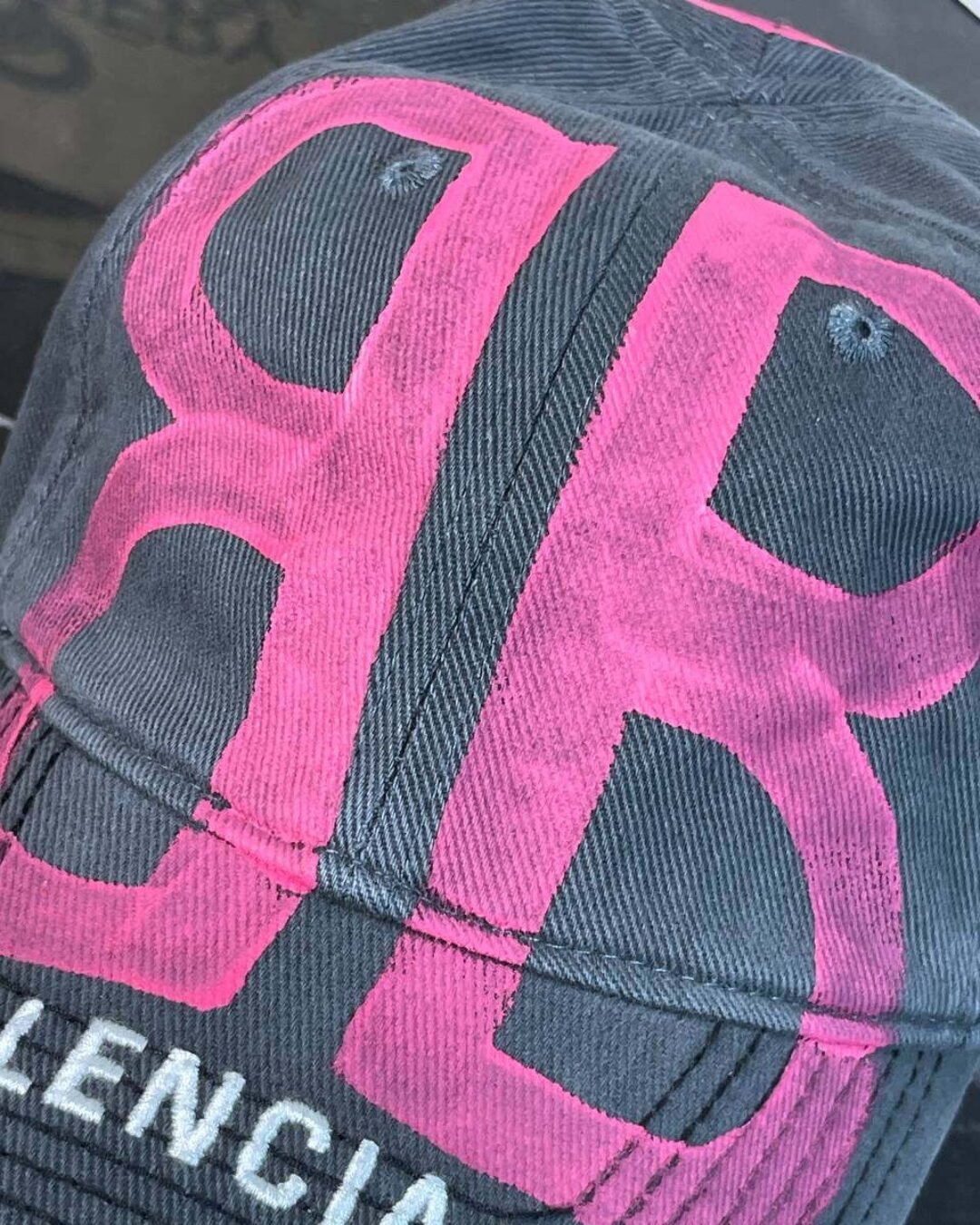 Кепка Balenciaga — изображение 7