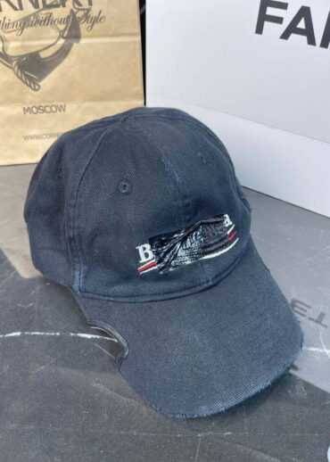 Кепка Balenciaga