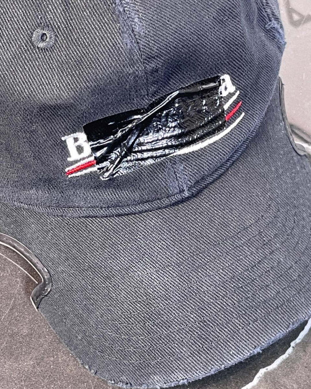 Кепка Balenciaga — изображение 6