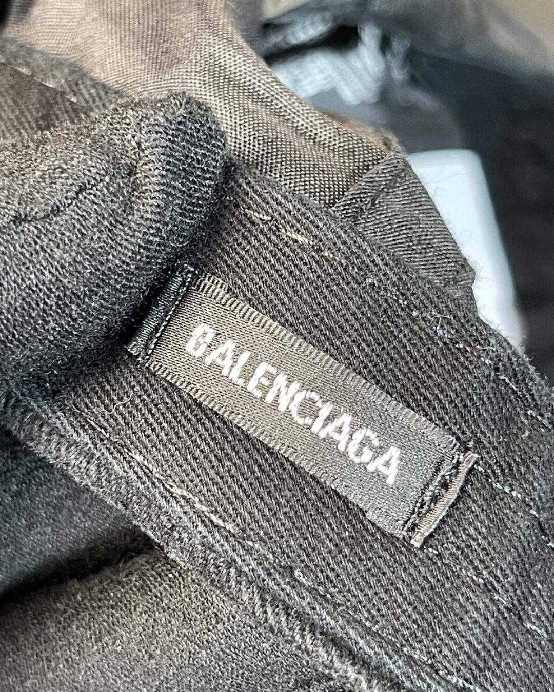 Кепка Balenciaga — изображение 9
