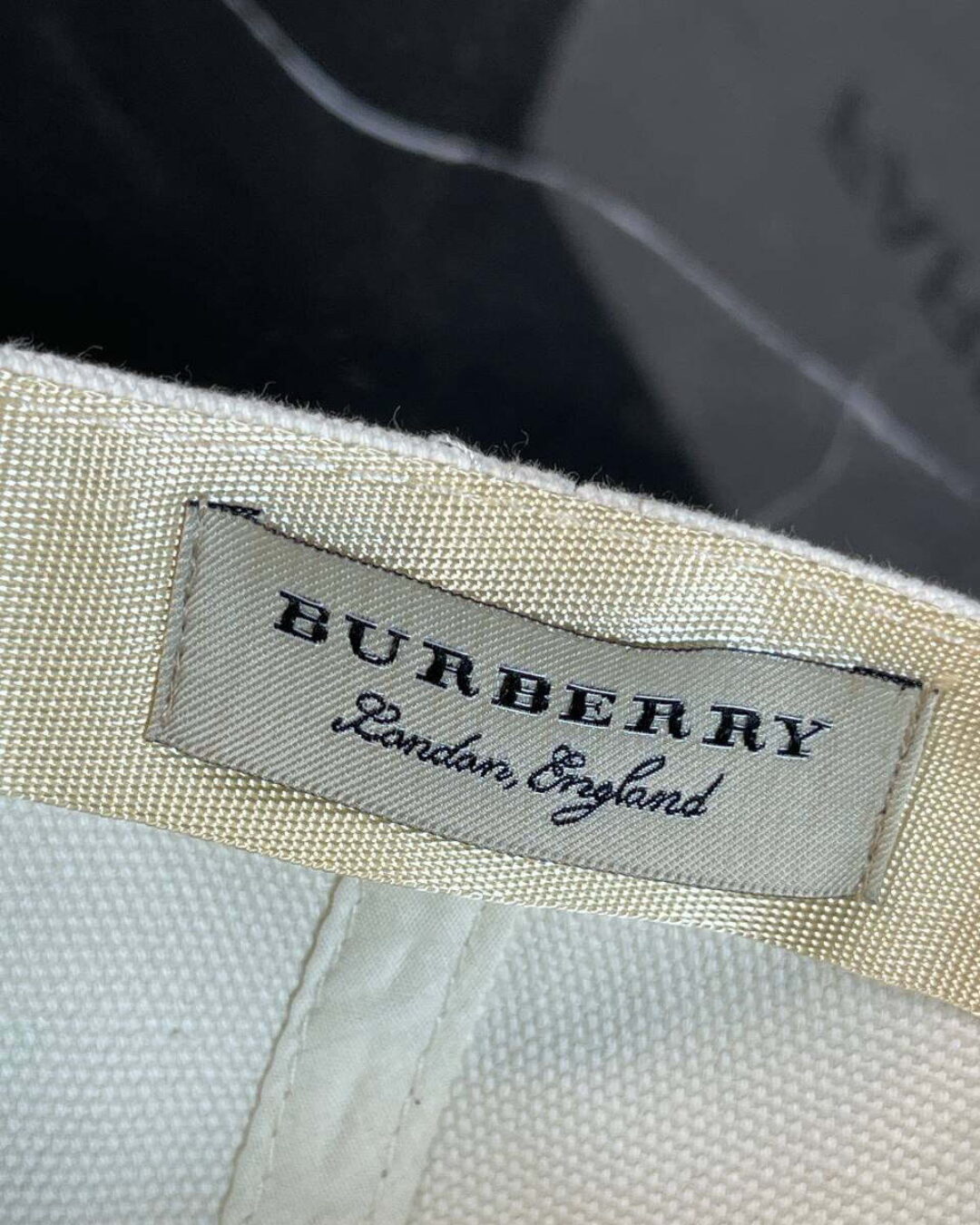 Кепка Burberry — изображение 7