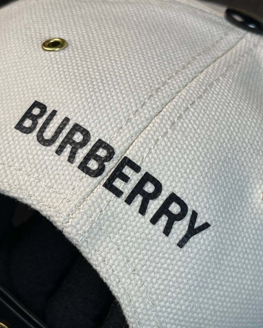 Кепка Burberry — изображение 9
