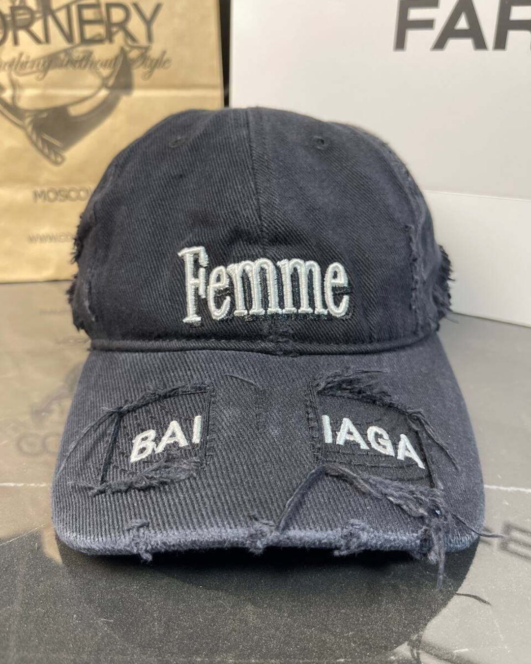 Кепка Balenciaga — изображение 2