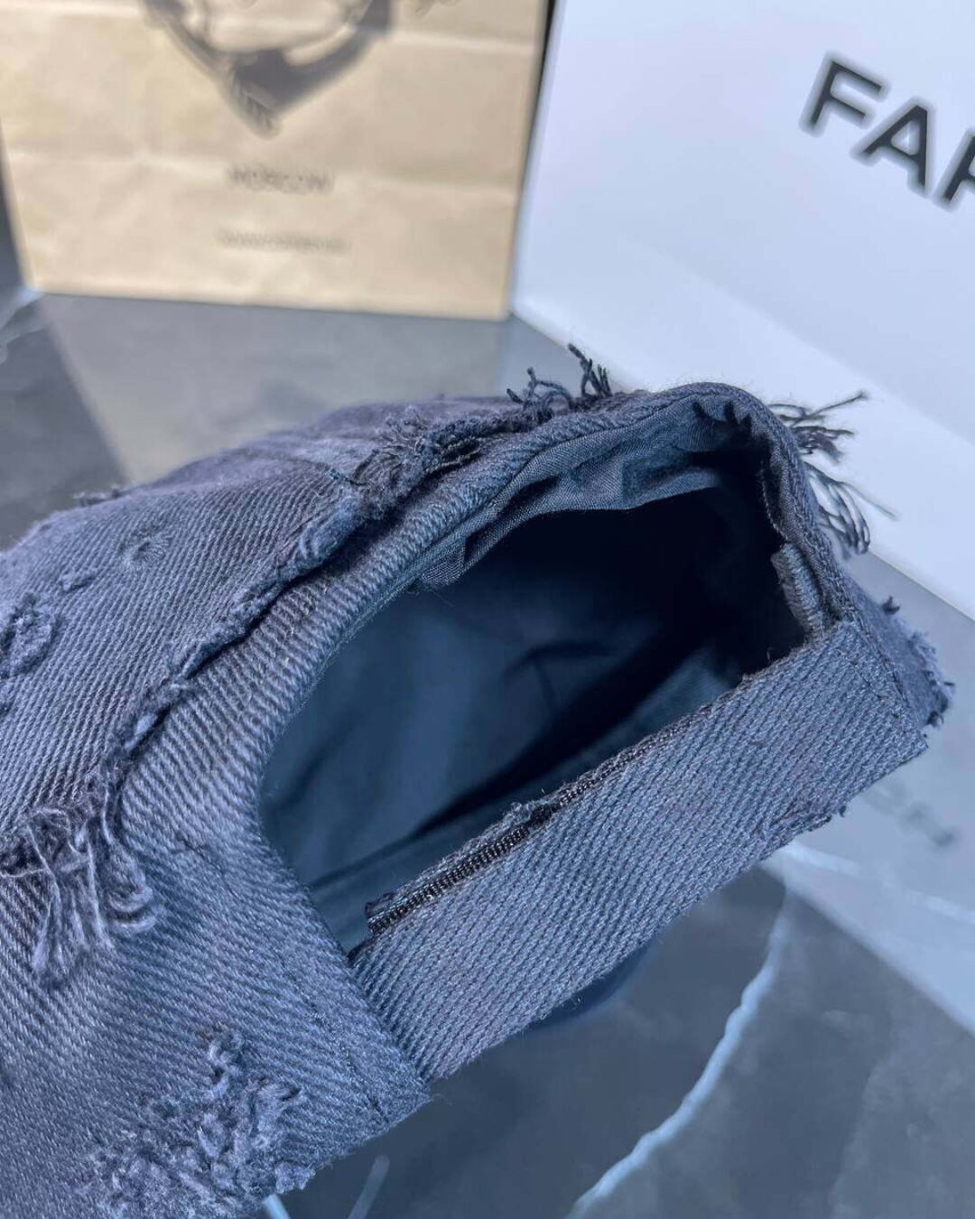 Кепка Balenciaga — изображение 7