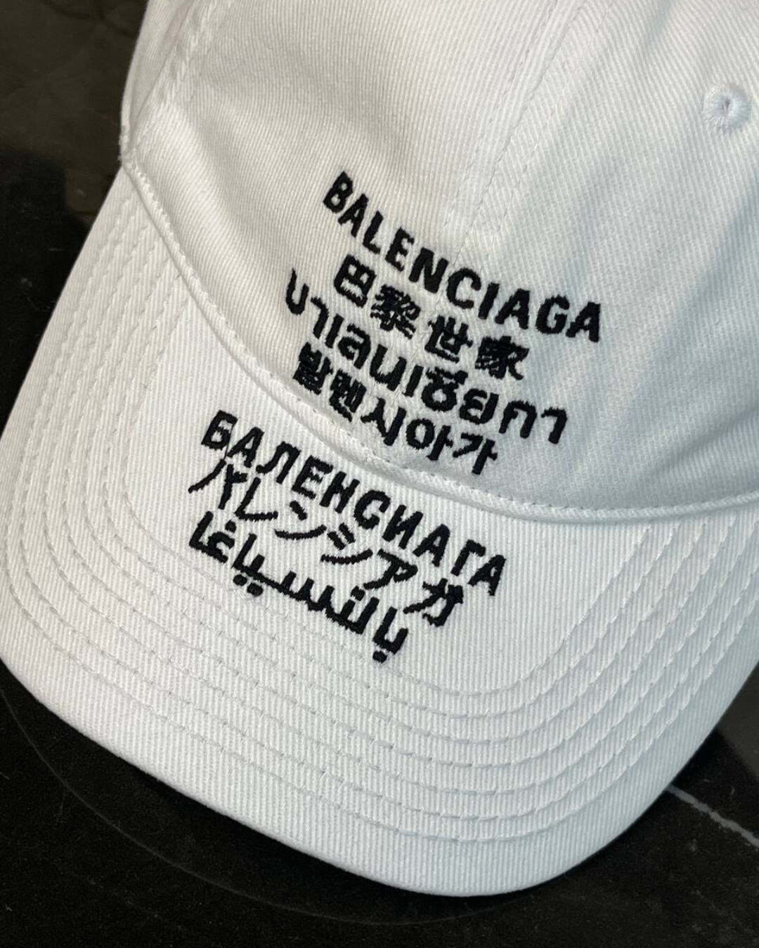 Кепка Balenciaga — изображение 4
