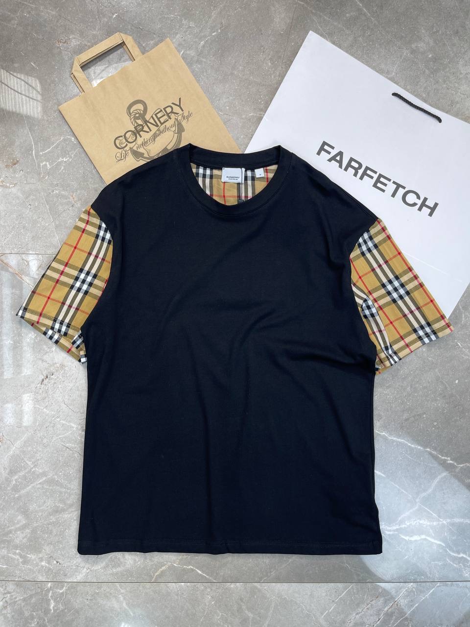 Футболка Burberry — фото 1