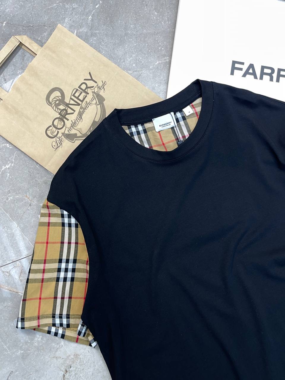 Футболка Burberry — фото 4