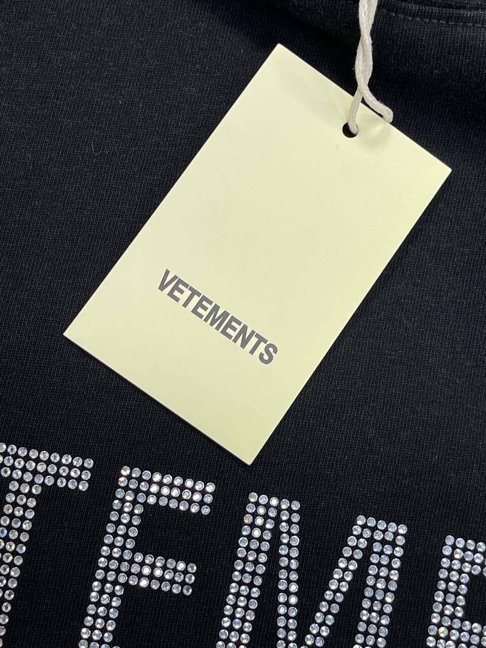 Футболка Vetements Strass Logo — фото 9