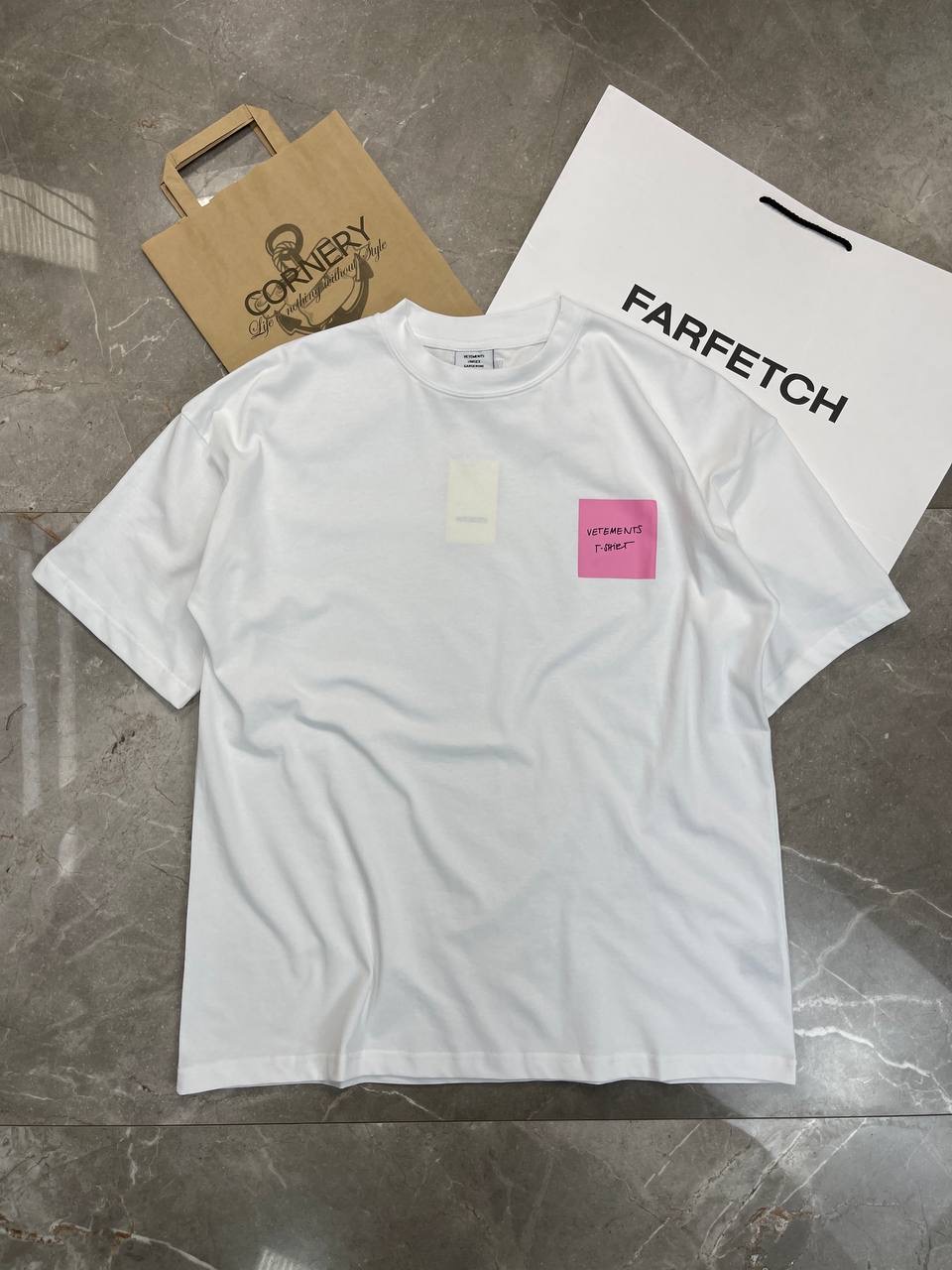 Футболка Vetements Sticker