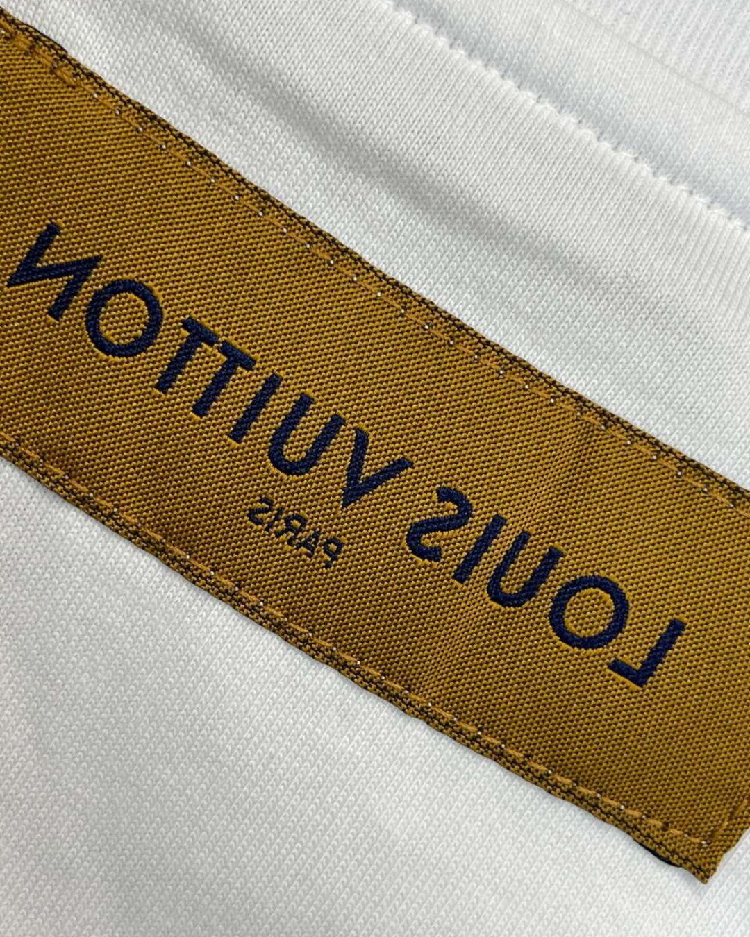 Футболка Louis Vuitton — изображение 9