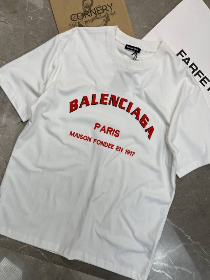 Футболка Balenciaga — изображение 3