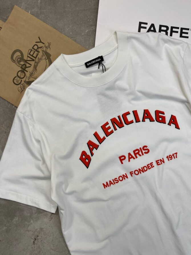 Футболка Balenciaga — изображение 4