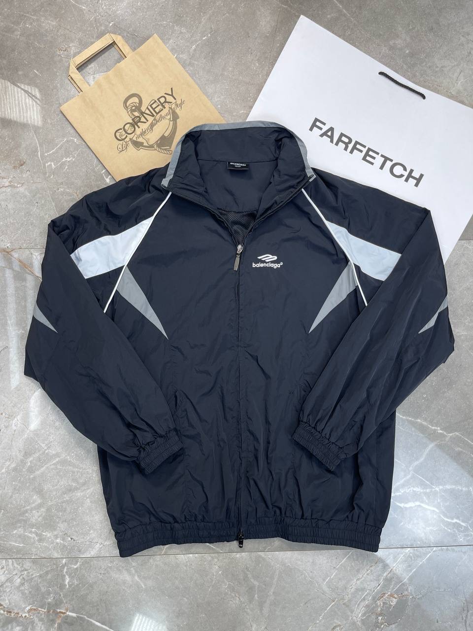 Ветровка Balenciaga