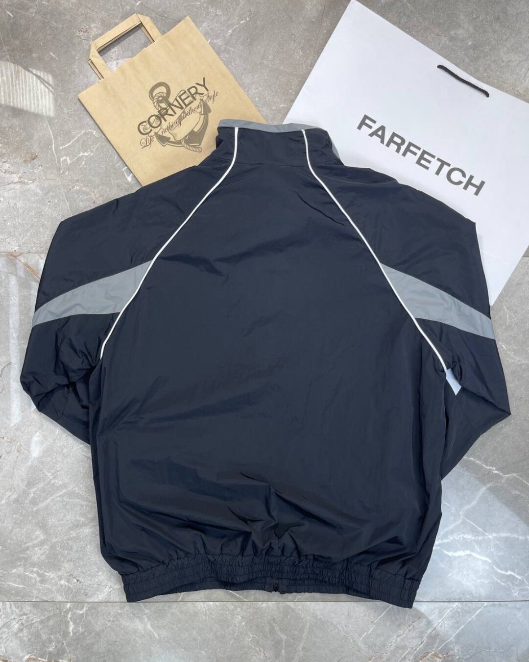 Ветровка Balenciaga — изображение 2